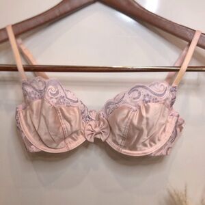 DIOR Baby-pink, and touch of purple lace bra | Size 36C